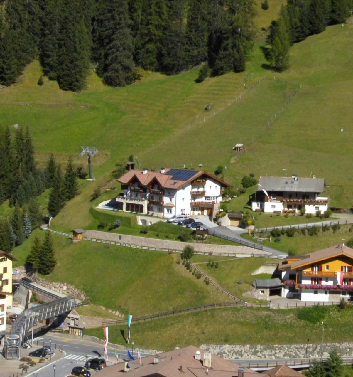 Garni La Tambra Hotel Selva di Val Gardena Luaran gambar