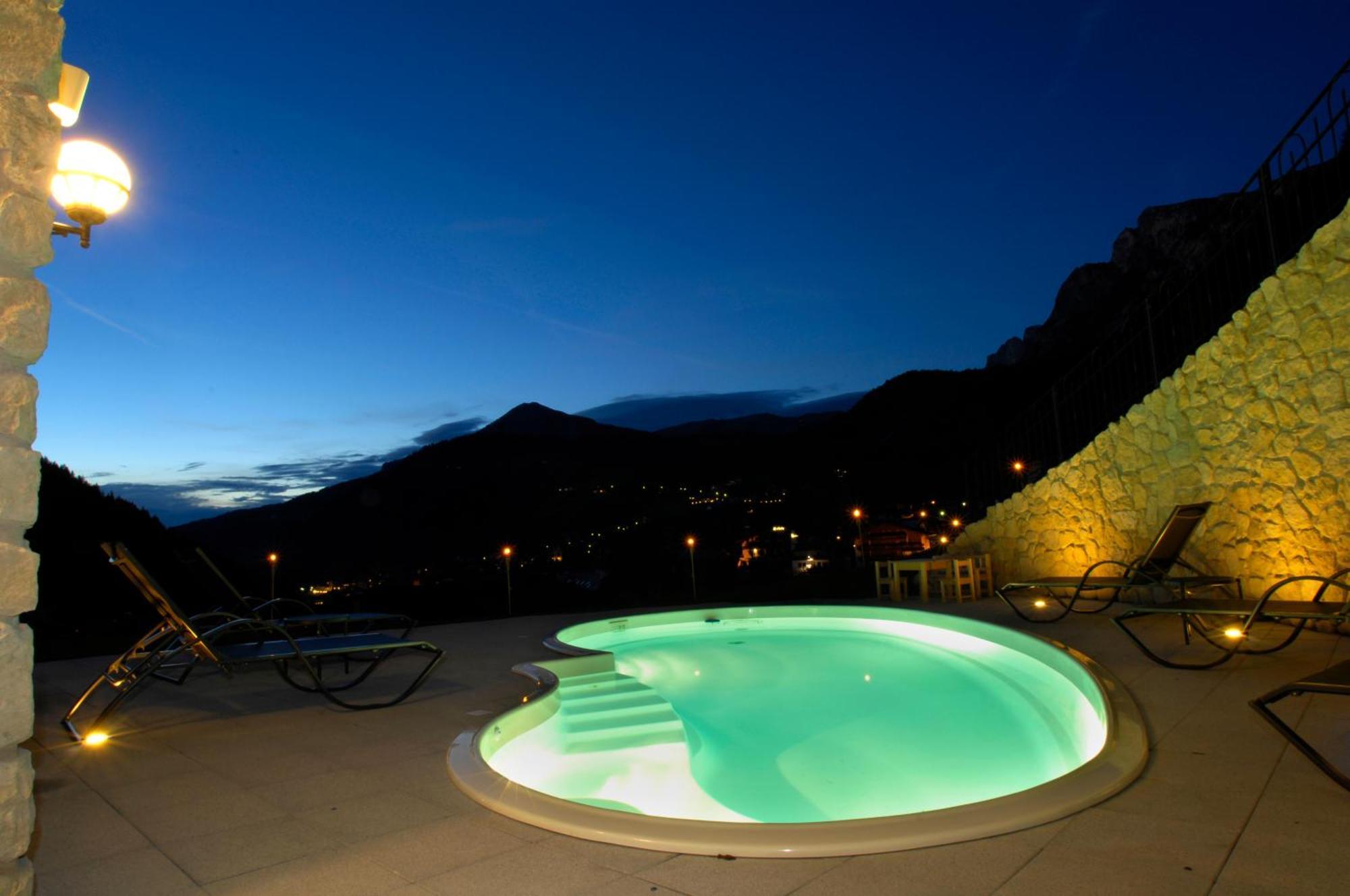 Garni La Tambra Hotel Selva di Val Gardena Luaran gambar