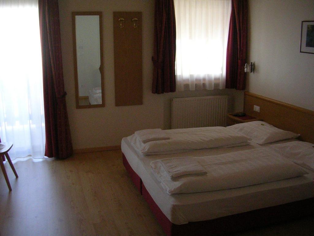 Garni La Tambra Hotel Selva di Val Gardena Bilik gambar