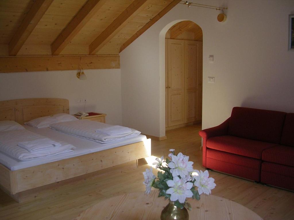 Garni La Tambra Hotel Selva di Val Gardena Bilik gambar